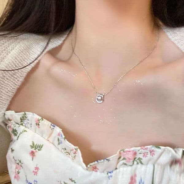 Micro-inlaid diamond double-ring trendy necklace for women, light luxury and high-end feel, niche design collarbone chain, new accessory