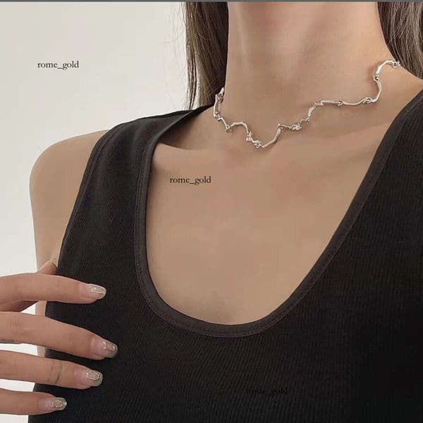 Minimalist irregular necklace for women, summer trendy niche design, versatile and stylish neck accessory