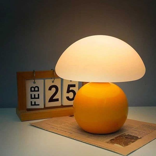 Advanced Light Luxury Vintage Glass Atmosphere Night Light Bedroom Bedhead Personalized Mushroom Atmosphere Desk Lamp H260321