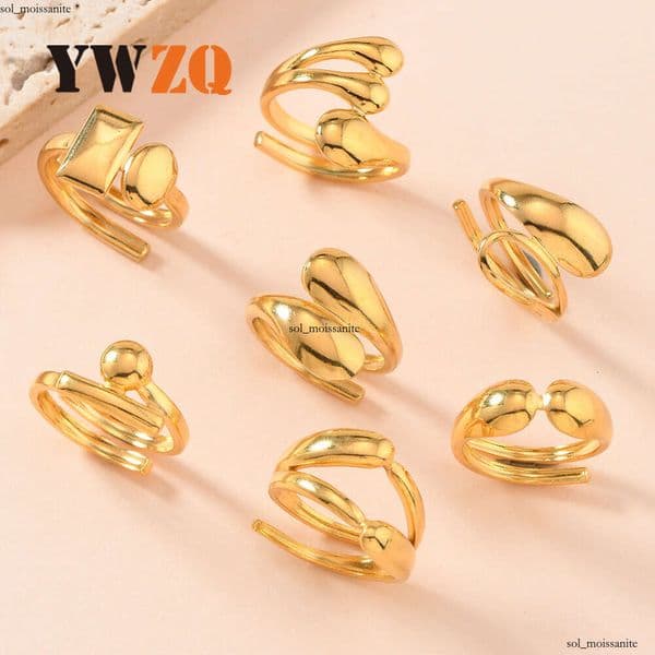 New Hip Hop Style Sterling Silver 14K 18K Gold jewelry light luxury design 18K gold oil-pressed three-dimensional geometric titanium steel ring factory