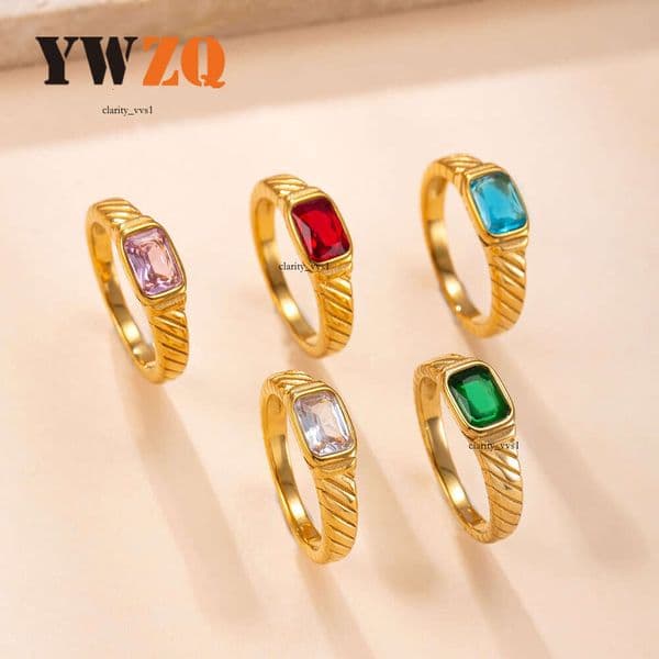 Hot-Selling 925 Sterling Silver 18K Gold Jewelry Retro Palace Style Moissanite for Women Light Luxury Niche Texture Ring Manufacturer
