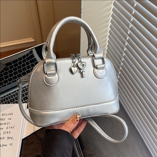 Fashionable Handbag Retro Shoulder Bag Popular Handbag Crossbody Shell Bag