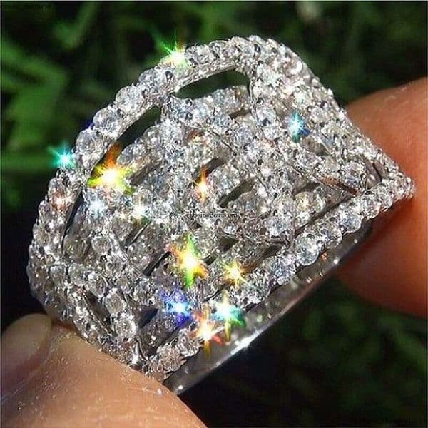 new Fashion model: Full-diamond AAA Moissanite micro-inlaid ring Jewelry fashion party banquet engagement jewelry