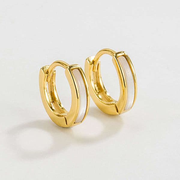 Minimalist hoop vintage ear clasps S925 sterling with white mother-of-pearl design earrings for girls INS Korean style unique silver studs