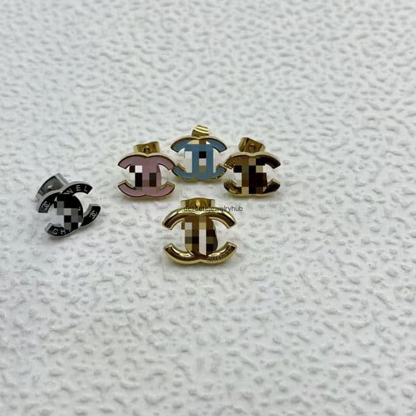 Designer Jewelry Channels simple and classic stainless steel double C earrings for commuting