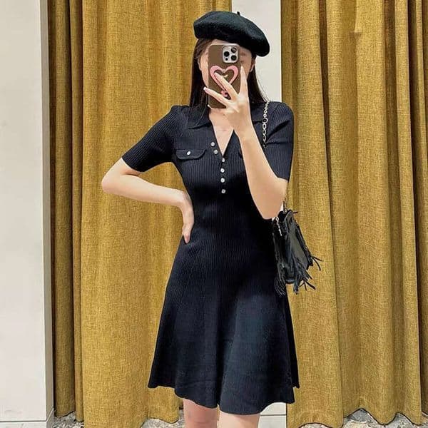 2026 Spring New Designer Women's Elegant V-neck Slim Knitted A13 Short Skirt Small Black Skirt