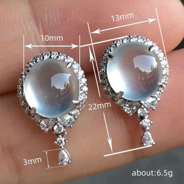 high-end egg-shaped white moonlight imitation popular stud earrings elegant geometric teardrop-shaped earrings