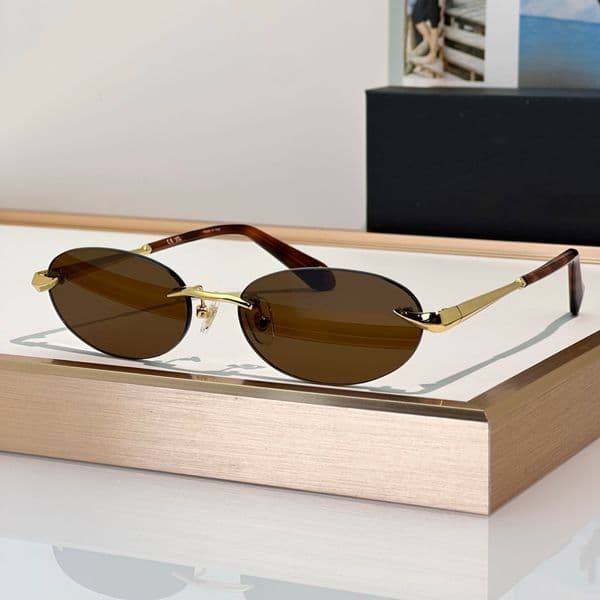 Sunglasses For Men Women Summer 152 Fashion Designer Outdoor Leisure Style Anti Ultraviolet Plate CR39 Oval Frameless Glasses Random Box
