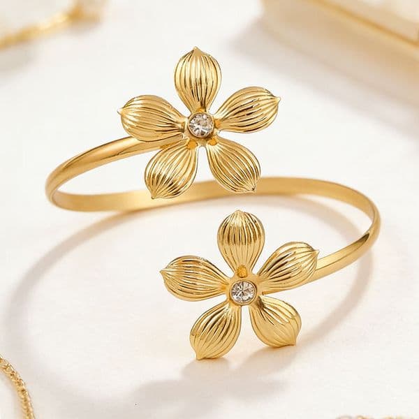 Bracelet Fashion Live Metal Adjustable Flower Arm Bracelet Niche Exaggerated Performance Bracelet