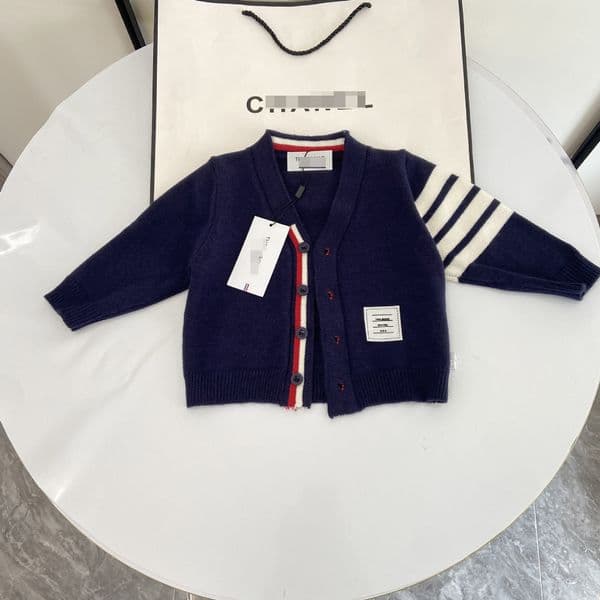 2026 Spring and Autumn New College Style Knit Sweater for Boys and Girls Stylish Four-Bar Sweater Jacket Outerwear Cool and Attractive