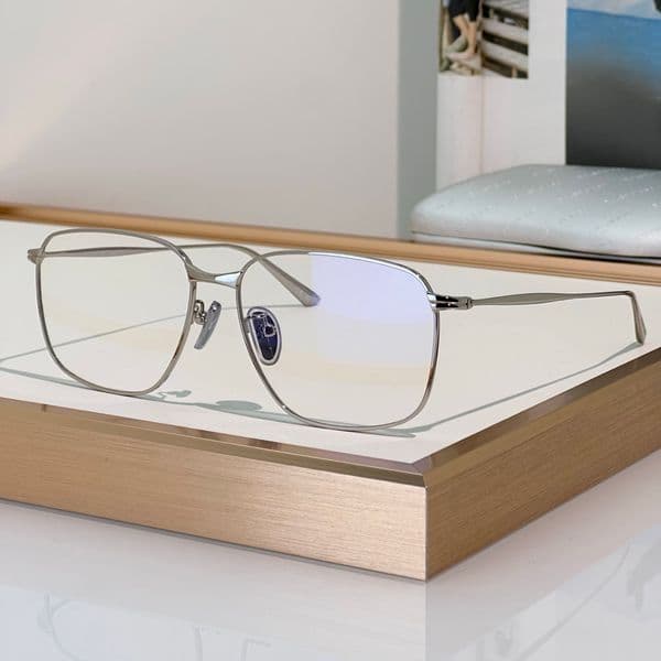 Optical Eyeglasses For Men Women Retro 0452 Designer Fashion Sheet Metal Full Frame Detailed Elasticity Square Style Anti Blue Light Lens Plate With Box
