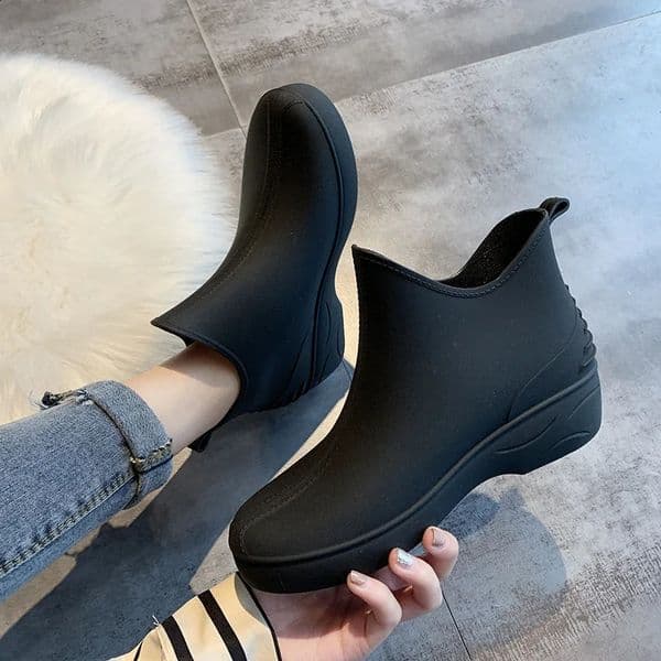 Woman Rain Boots Spring Autumn Waterproof Ankle Boot For Women Shoes Low Heel Rain Boots Non-Slip Ladies Shoes Plus Size 260323