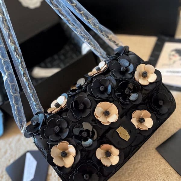 Banquet Flowers 26ss Luxury Bag Hobo shoulder Bag Women Handbag Designer Shoulder Bags Quilted Crossbody Bag Designer Golden Chain Purse