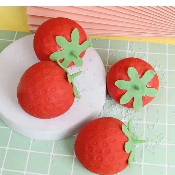 Piece of Stress Relieving Strawberry Squeeze Music Simulation Stress Relieving Ball Fruit Ball Stress Relieving Childrens Toy Z260521