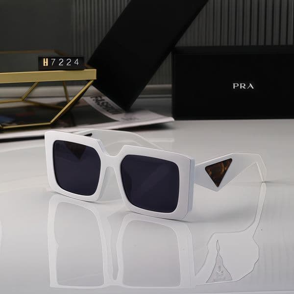 Top luxury Sunglasses lens designer womens Mens Goggle senior Eyewear For Women eyeglasses frame Vintage Metal Sun Glasses With Box Rubber legs7224