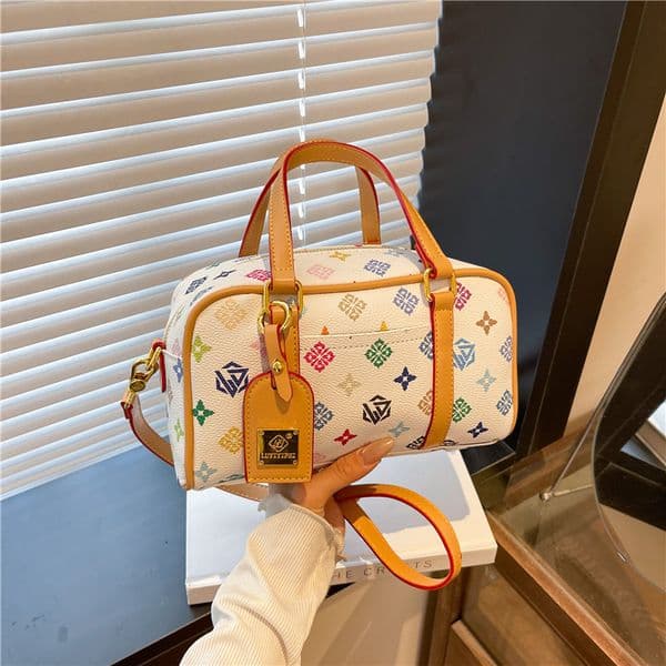 Retro designer bag, European and American fashion printed handbag pillow bag, new high-end sense of light luxury shoulder crossbody bag, simple casual underarm handbag