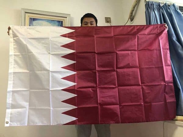 SKY F LAG free shipping Qatar flag 90X150cm polyester hanging Qatari Flag indoor outdoor home Decoration L260603