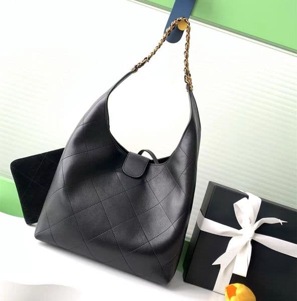 New 10A Large Hobo Bag Luxury Designer Shiny Lambskin Golden Hardware Shoulder Bag Removable Pouch Handbag Fashion Women Casual Travel Shopping Clutch Bag Purse
