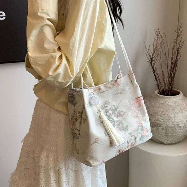 Chinese Style Retro 2026 New Models Silk Jacquard Fashionable Minimalist Single Shoulder Diagonal Cross Women's Bag01