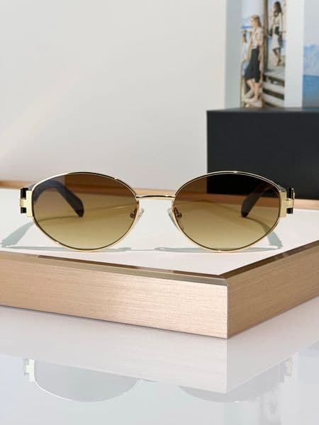 Luxury Designers Womens Sunglasses For Women Men Sun Glasses Mens Designer 2395D Fashion Style Protects Eyes Random Box