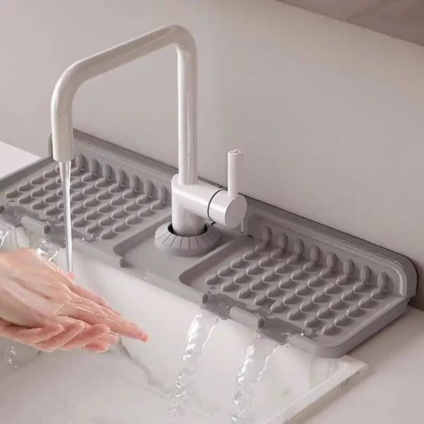 Faucet Splash Guard Mat Silicone Spillproof Drain Pad Antislip Draining for Kitchen Sink Bathroom 260320