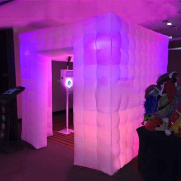 wholesale Customized White Led Lighting Square Style Inflatable Photo Booth With 2 Doors Enclosure Party Decoration Photo Show Cabinet Tent For Sale
