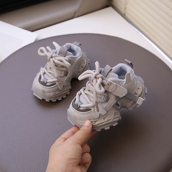 Kids Chunky Trainers Unisex Children's Fashion Sneakers Breathable Mesh Upper Rugged Non-Slip Sole Toddler Walking Shoes Trendy Kids Shoes Hiking Daily Wear