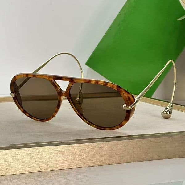 Women's BottegaVenet sunglasses large frame steel bead earrings Men's toad glasses UV protection street photography lunettes de soleil