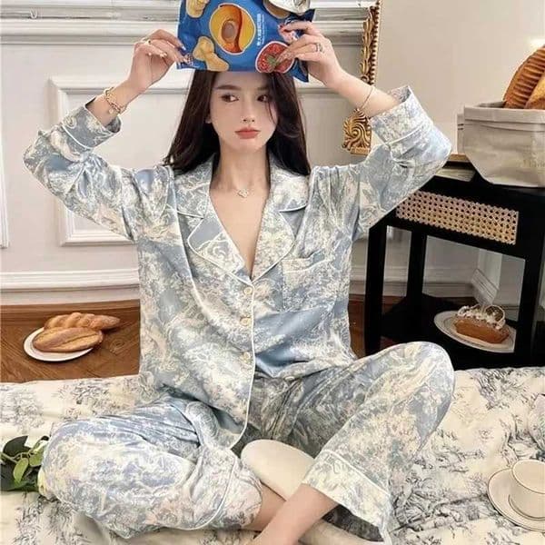 2023 Autumn New Ice Silk Women Pajama Lapel Button Cardigan Outfits for Women 2 Piece Set Fashion Printing Set Clothes for Women C260327