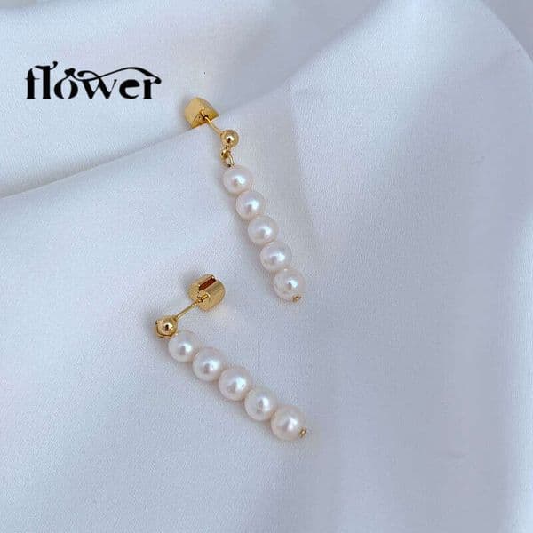 New fashionable, light-luxury, sweet and elegant freshwater niche design women's pearl earrings