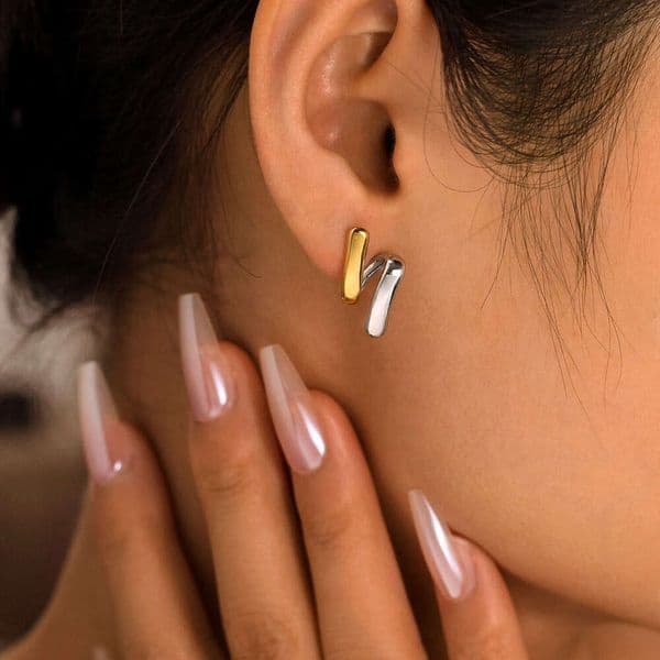Moissanite Jewelry women's earrings 925 Sterling Silver 18K Gold unique design fashionable and versatile two-tone geometric titanium steel earrings