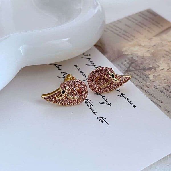 New fashion trendy light luxury commuter niche cute pink full diamond inlaid elegant swan metal earrings