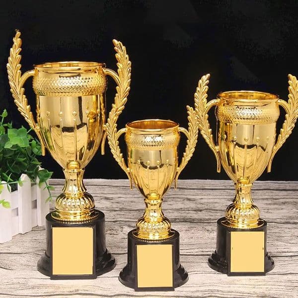 Childrens Trophy Awards Competition Soccer School Rewarding Supply Winner Award Trophy Toy Plastic Model Small Prize Cup 260326