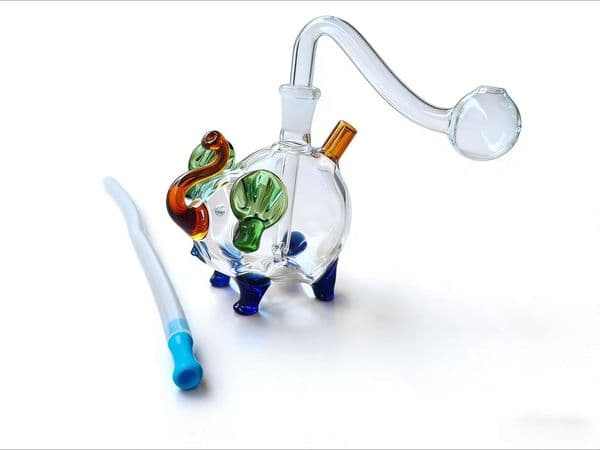 Creative 10mm Female Cute mini Elephant Shape Glass Oil Burner bongs pipe Bubbler Water Pipe Whip with smoking oil Bowl and silicone hose Kit
