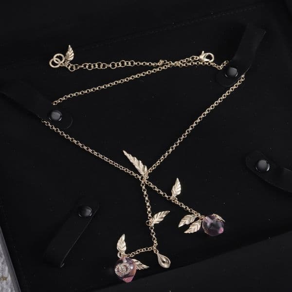 New Gold Tone Leaf And Pink Peach Charm Necklace Delicate Elegant Daily Wear Gift For Her Premium Accessory