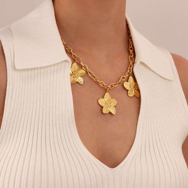 Jewelry 925 Sterling Silver 14K Gold high-end necklace for women versatile vintage exaggerated floral hot girl style titanium steel collarbone chain