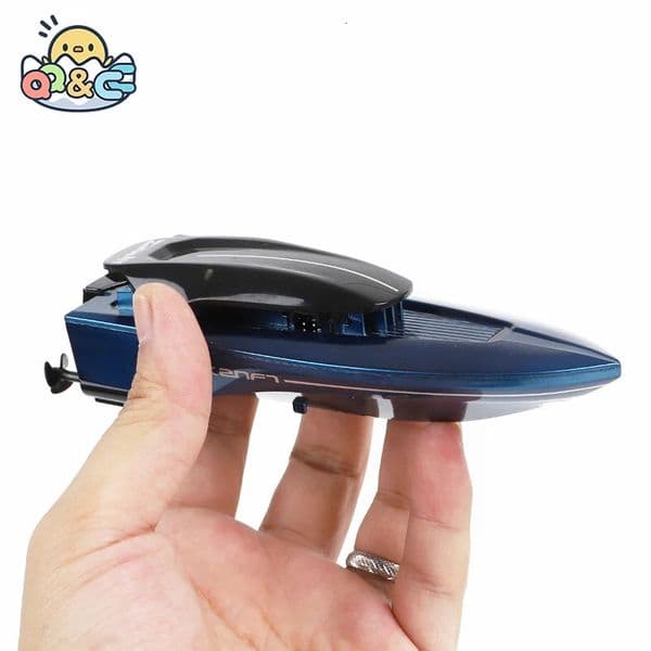 Mini RC Boats High Speed Electronic Remote Control Racing Ship with Led Light Children Competition Water Toys for Kids Gifts 260327