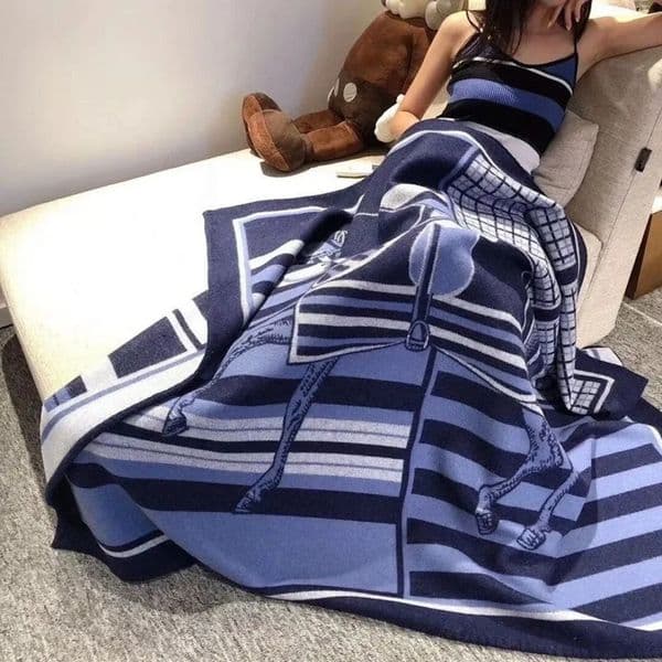 Luxury Designer Throw Designer-Style H Airline Home Wool And Cashmere Blended Sofa Horse Winter Nap h Air-Conditioning Brand Blanket With Logo 003