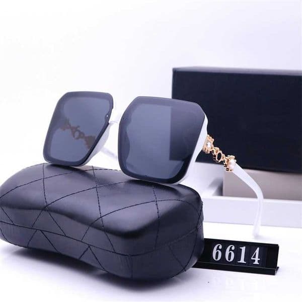 Luxury goggles Famous brand ladies retro oversized square frame pearl decorated protection beach sunglasses exquisite mirror box 12A