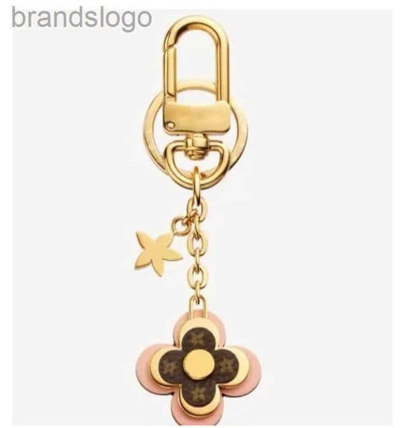designer keychain women V Letters designers keychain 20styles wallet rabbit top llavero Car Key Chain men Buckle jewelry Keyring Keychains Lanyards 6633