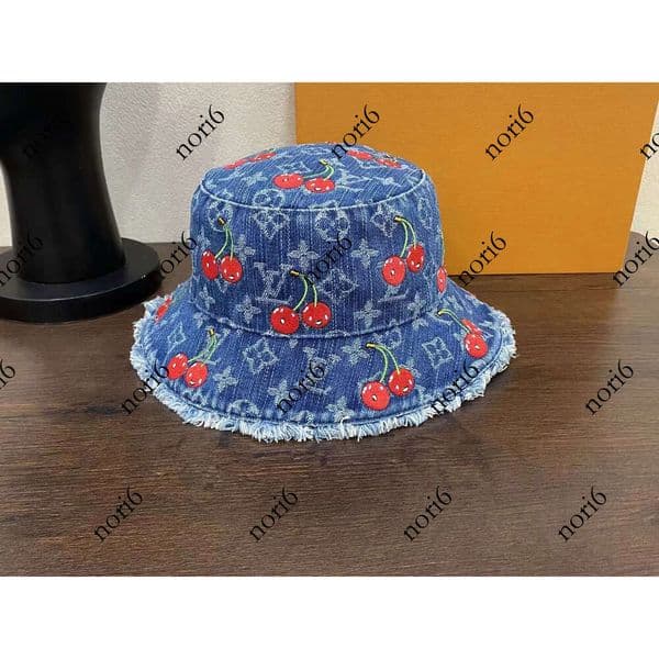 2025 for Men Women Wide Brim Cap Sun Prevent Outdoor Beach Canvas Bucket Hat Designer Fashion Accessories Hundred Versatile hat outdoor hats BB01