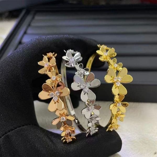 Designer Clover Bracelet Elliptical Diamond Set Bracelet Fashion Daily Jewelry Party Gift Give Her 18K Rose Gold Clover Bracelet 925 Silver Zircon Bracelet