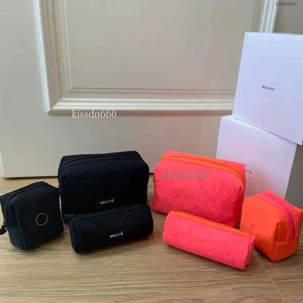 Designer bag 3 pieces/set Women's gift box bag Classic makeup bag Beauty bag Makeup storage box Toilet bag VIP gift