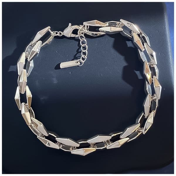 Designer Bracelet Bracelet for Women Stainless Steel 18K Gold Plated Bangle Simple Geometric Contour Bangles Luxury Jewlery Designer for Women Timeless Gift