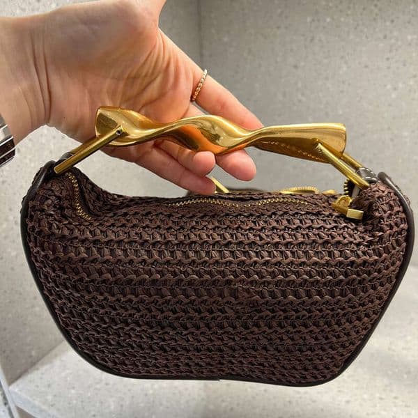 Women Colour New Design Woven Handbag Metal Handle Straw Women S Vacation Style Bag Trend