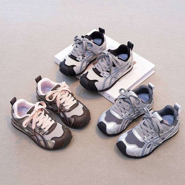2026New New Children's Sneakers Boys' Soft Sole Comfortable Sports Casual Fashion Bright Girls' Board Shoes 26H0504