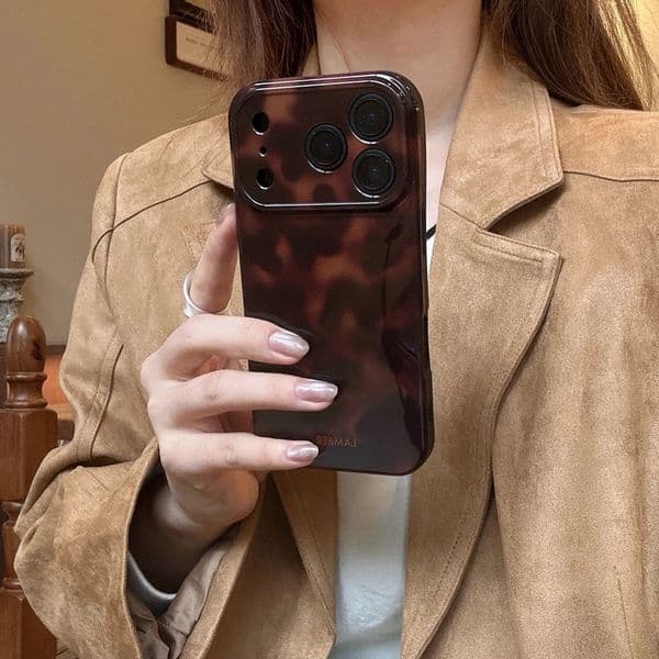 Retro Brown Amber Pattern Shockproof Protective Phone Cover Case for iPhone 17 16 15 14 13 12 11 Pro Max Plus Air 260427