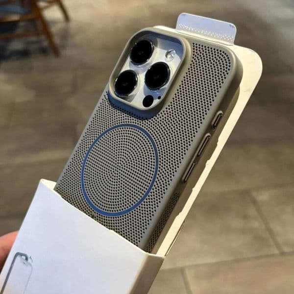 New Heat Dissipation Mesh Magnetic Phone Case For iPhone 17 Air 16 15 14 Plus 13 12 11 Pro Max Wireless Charge Cover 26H0505