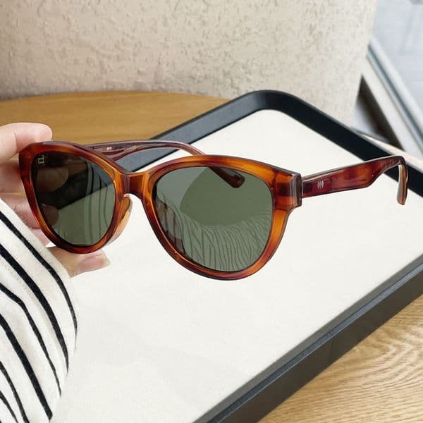 Free Shipping New Korean-Style TR Light Polarized Trendy For Men And Women, High-End, Internet Celebrity, Natural Look, Fashionable Retro Sunglasses, Ins