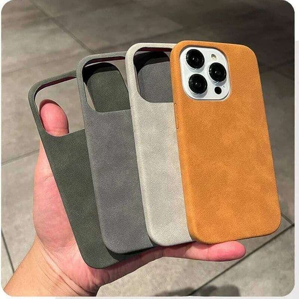 Luxury Suede Leather Phone Case For iPhone 16 15 Pro Max Plus 14 13 12 11 Cases Matte Silicone Soft Shockproof Cover Fashion 26L0505